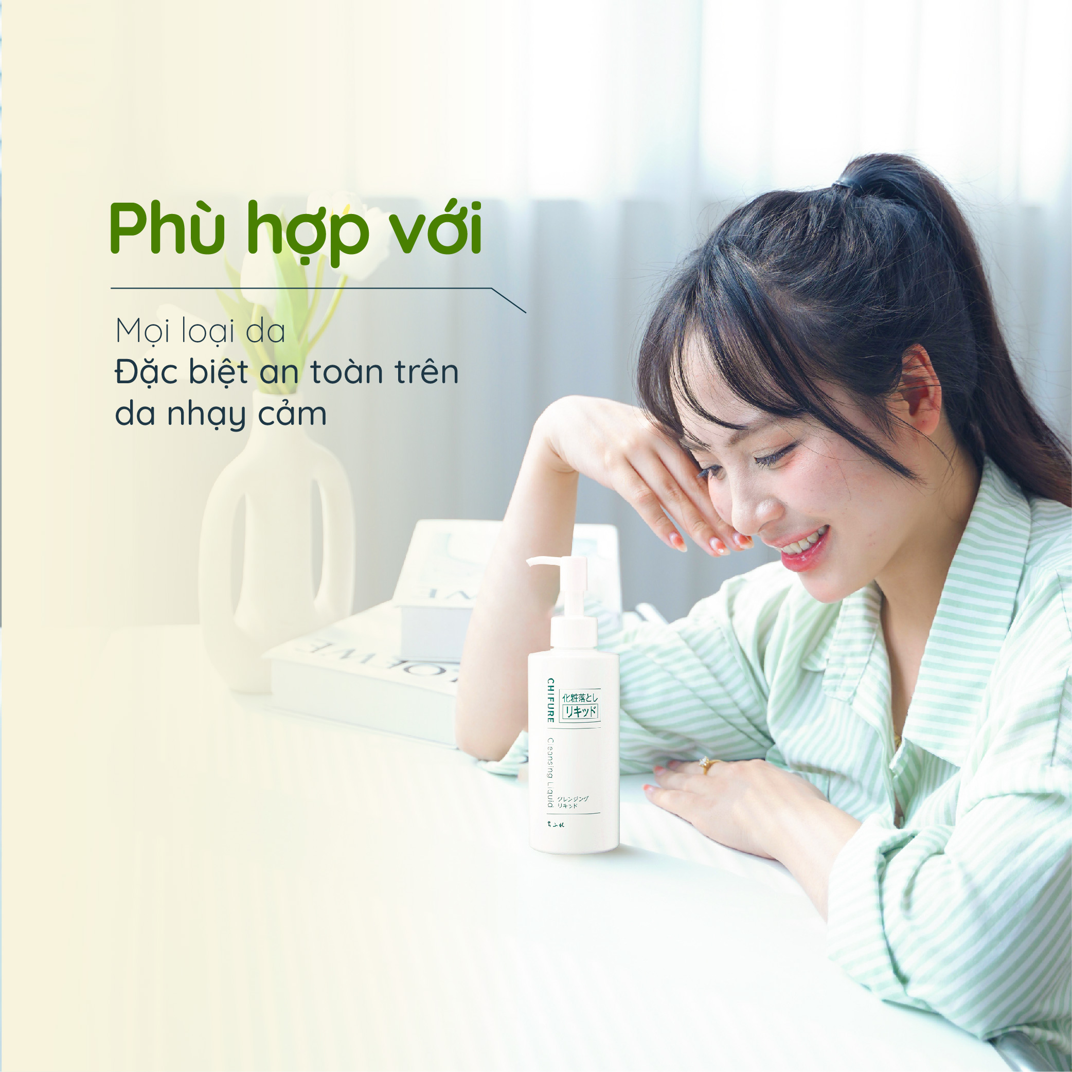 Nước tẩy trang Chifure Cleansing Liquid