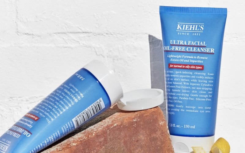 Kiehl’s Ultra Facial Oil Free Cleanser chăm sóc làn da dầu hiệu quả