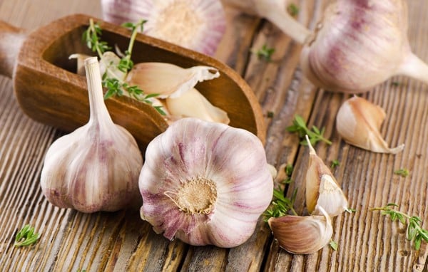 3 phương pháp chăm sóc da mụn hiệu quả tại nhà - 2