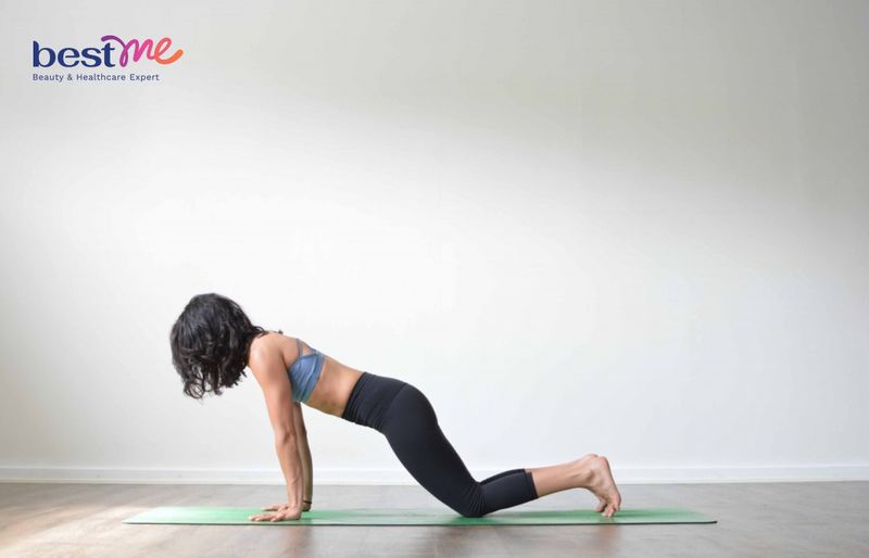 How to Practice Plank Pose in Yoga: Benefits, Risks, & Variations - Welltech