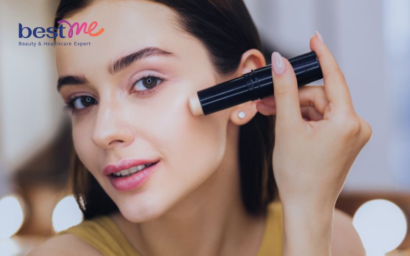review-14-kem-nen-dang-thoi-tot-nhat-va-cach-su-dung-hieu-qua-1 Review 14 kem nền dạng thỏi tốt nhất và cách sử dụng hiệu quả - 1