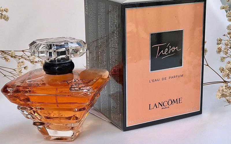 review-2-mui-nuoc-hoa-lancome-tresor-ban-chay-nhat-3 Review 2 mùi nước hoa Lancome Tresor bán chạy nhất - 3