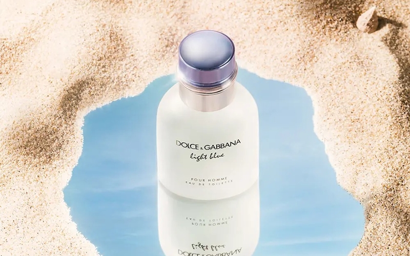 review-cac-mui-huong-nuoc-hoa-dolce-amp-gabbana-light-blue-1 Review các mùi hương nước hoa Dolce & Gabbana Light Blue - 1