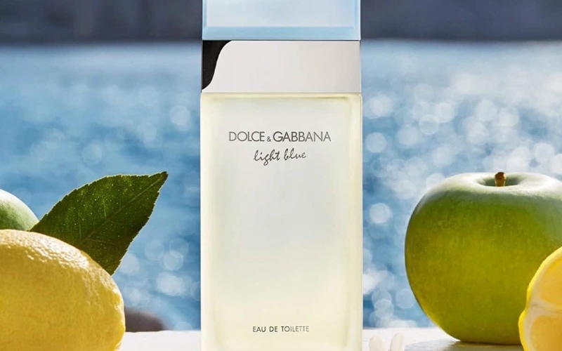 review-cac-mui-huong-nuoc-hoa-dolce-amp-gabbana-light-blue-5 Review các mùi hương nước hoa Dolce & Gabbana Light Blue - 5