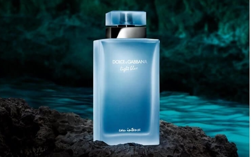 review-cac-mui-huong-nuoc-hoa-dolce-amp-gabbana-light-blue-6 Review các mùi hương nước hoa Dolce & Gabbana Light Blue - 6