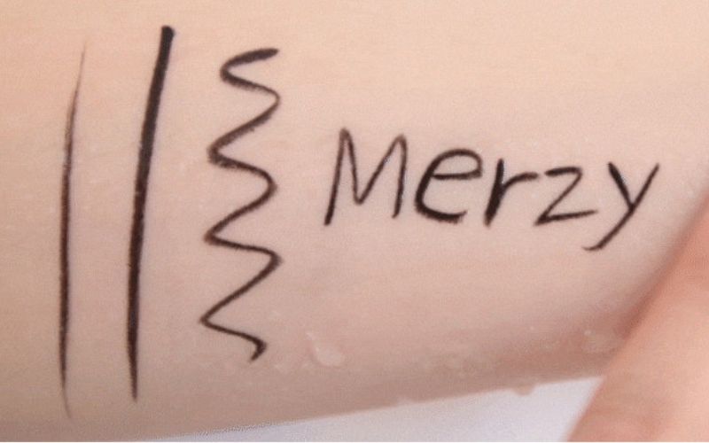 review-chi-tiet-7-loai-eyeliner---ke-mat-merzy-dang-dung-nhat-5 Review chi tiết 7 loại Eyeliner - kẻ mắt Merzy đáng dùng nhất - 5