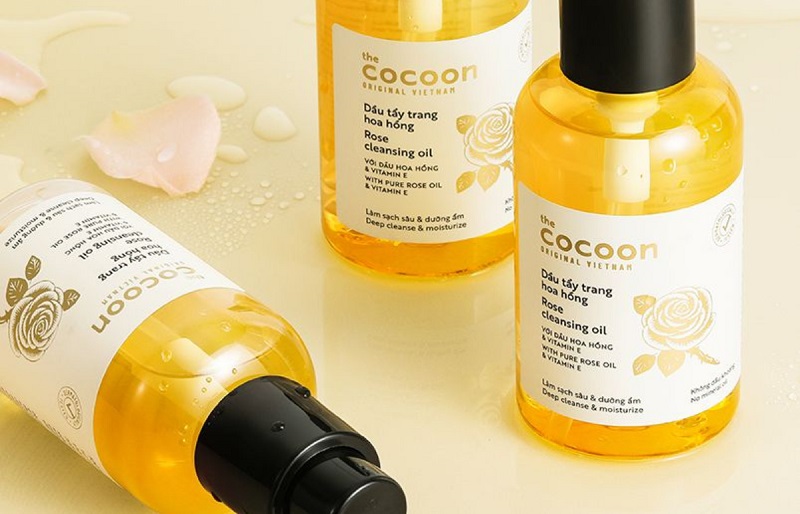 Review dầu tẩy trang Cocoon Rose Cleansing Oil
