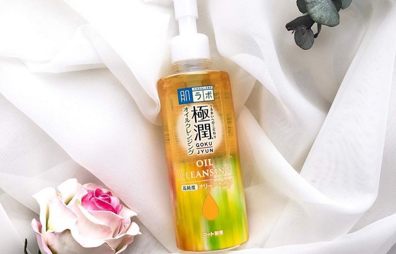 Review dầu tẩy trang Hada Labo Gokujyun Cleansing Oil