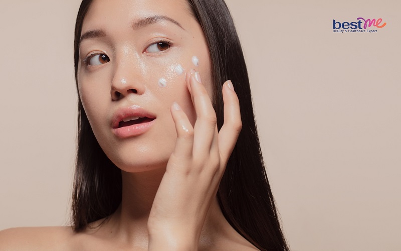 Các bước sử dụng Gel dưỡng trắng của DHC
