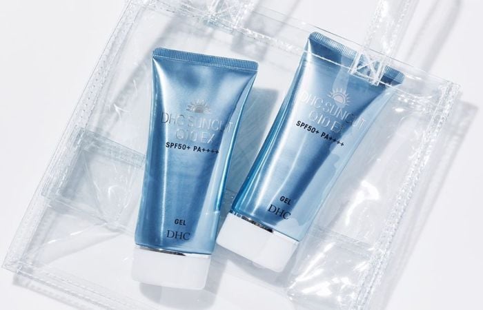 Review các loại kem chống nắng DHC Suncut Q10 EX