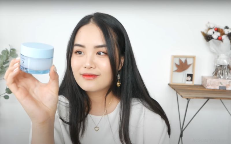 review-mat-na-ngu-senka-cap-am-sau-co-tot-khong-gia-bao-nhieu-4 REVIEW mặt nạ ngủ Senka cấp ẩm sâu có tốt không? Giá bao nhiêu? - 4
