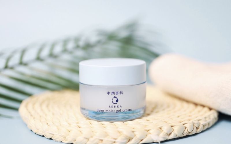 review-mat-na-ngu-senka-cap-am-sau-co-tot-khong-gia-bao-nhieu-5 REVIEW mặt nạ ngủ Senka cấp ẩm sâu có tốt không? Giá bao nhiêu? - 5