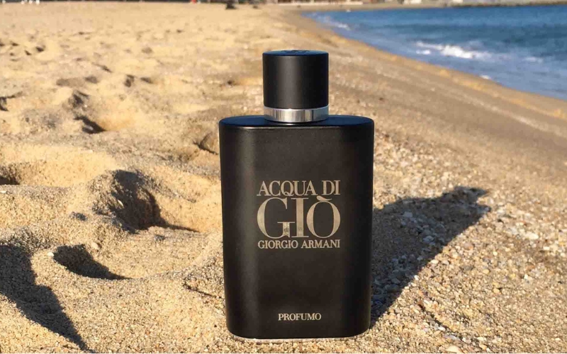 review-mui-huong-nuoc-hoa-gio-den-mui-huong-manh-me-3 Review mùi hương nước hoa Giò đen mùi hương mạnh mẽ - 3