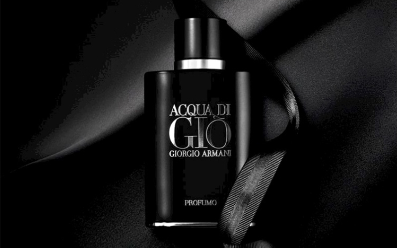 review-mui-huong-nuoc-hoa-gio-den-mui-huong-manh-me-4 Review mùi hương nước hoa Giò đen mùi hương mạnh mẽ - 4