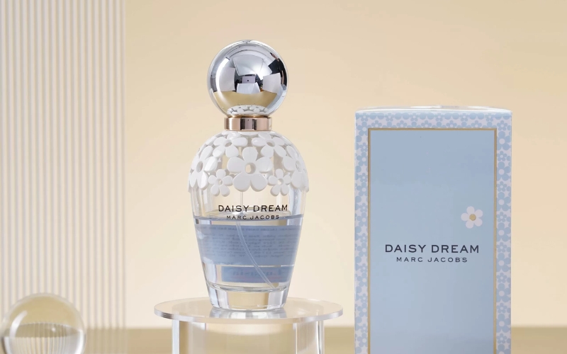 review-nuoc-hoa-daisy-dream-marc-jacobs-cho-co-nang-nu-tinh-7 Review nước hoa Daisy Dream Marc Jacobs cho cô nàng nữ tính - 7