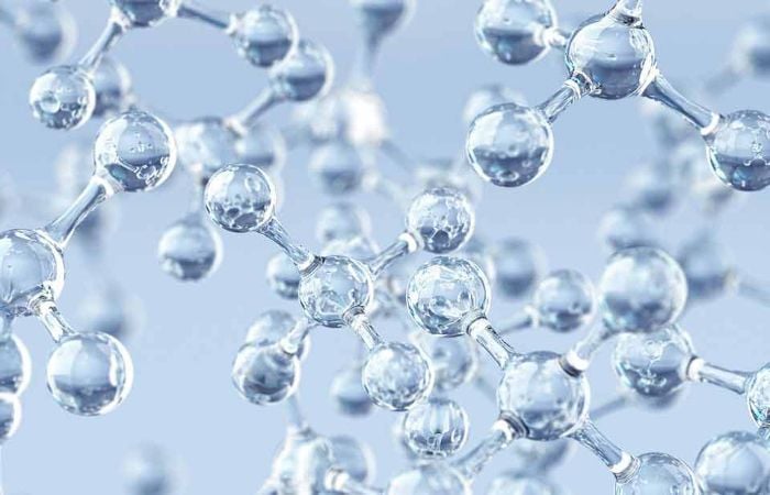 Serum cấp nước thường có thành phần hyaluronic acid