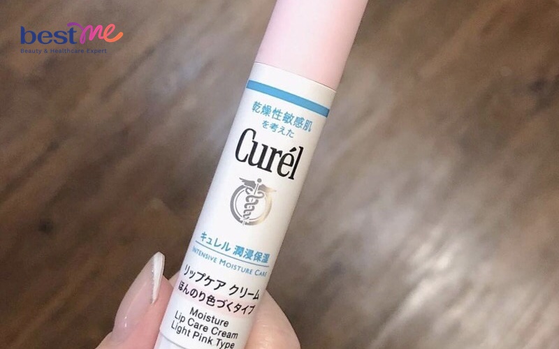 review-son-duong-curel-co-mau-va-khong-mau-cua-nhat-3 Review son dưỡng Curel có màu và không màu của Nhật - 3