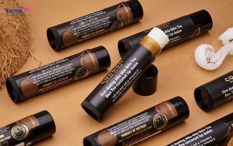 review-son-duong-moi-cocoon-dau-dua-ben-tre-chong-kho-moi-1 Review son dưỡng môi Cocoon dầu dừa Bến Tre chống khô môi - 1