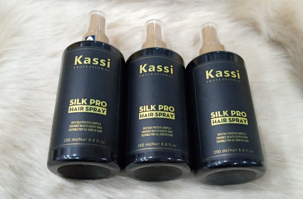 review-xit-duong-toc-kassi-silk-pro-cho-toc-kho-xo-3 Review xịt dưỡng tóc Kassi Silk Pro cho tóc khô xơ - 3