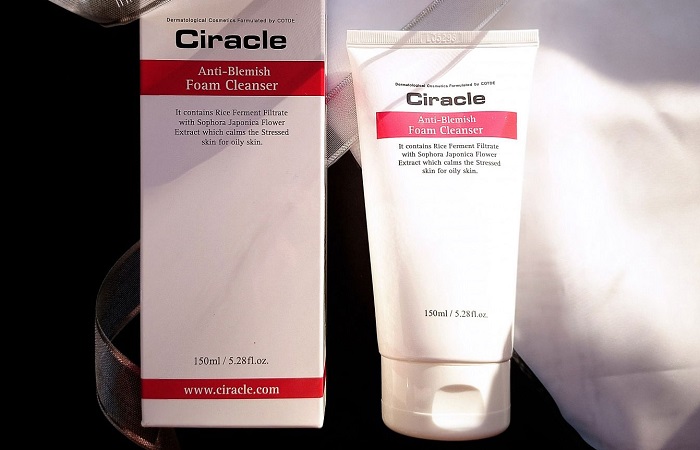 Sữa rửa mặt tạo bọt ngăn ngừa mụn Ciracle Anti Blemish Foam Cleanser
