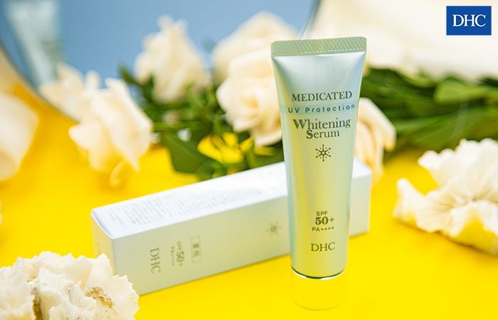 Serum chống nắng làm trắng DHC UV Protection Whitening Serum cho làn da khỏe mạnh