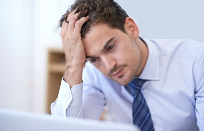 Căng thẳng dễ gây rụng tóc ở nam giới