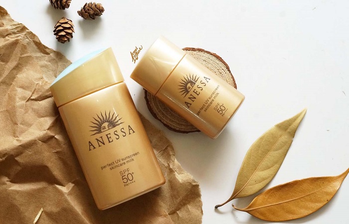 Sữa chống nắng Anessa Perfect UV Skincare Milk