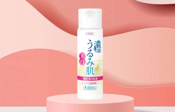 Sữa dưỡng Deep Moistening có điểm nổi bật gì?