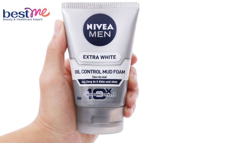 Nivea Extra White Oil Control Mud Foam