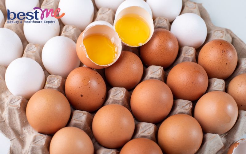 Một quả trứng cung cấp khoảng 33% lượng vitamin B7 mỗi ngày