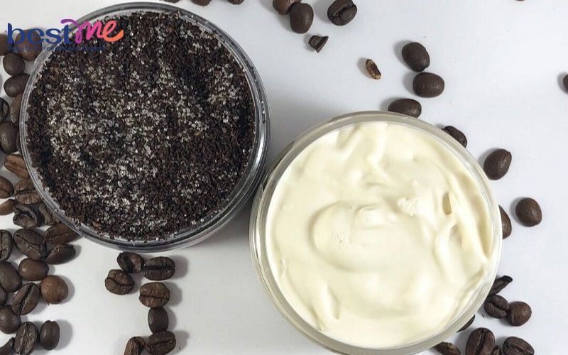 Tắm trắng da bằng bột cà phê và sữa chua 