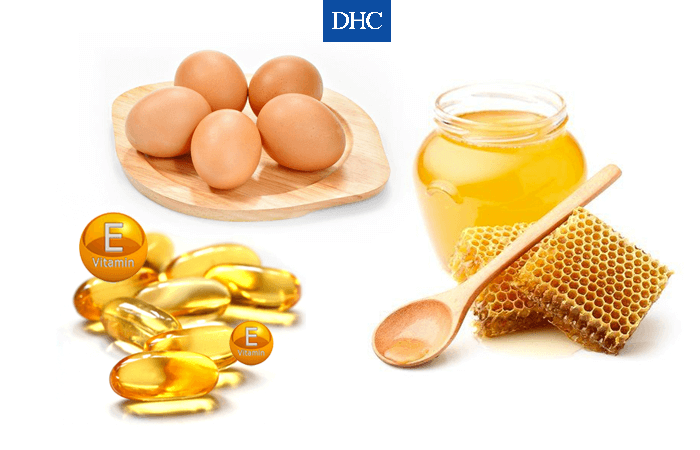 Mặt nạ vitamin E và mật ong, trứng gà giúp làm sạch lỗ chân lông, giảm viêm mụn