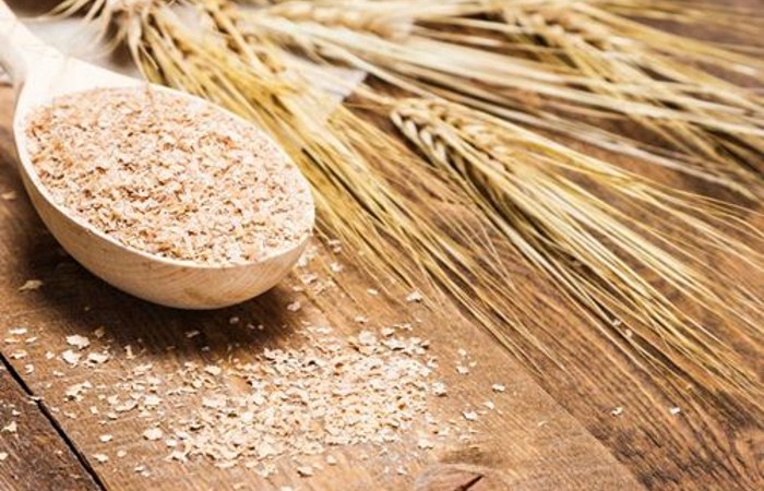 Cám gạo chính là nguyên liệu lý tưởng giúp làm sạch, nuôi dưỡng tốt làn da mỏng