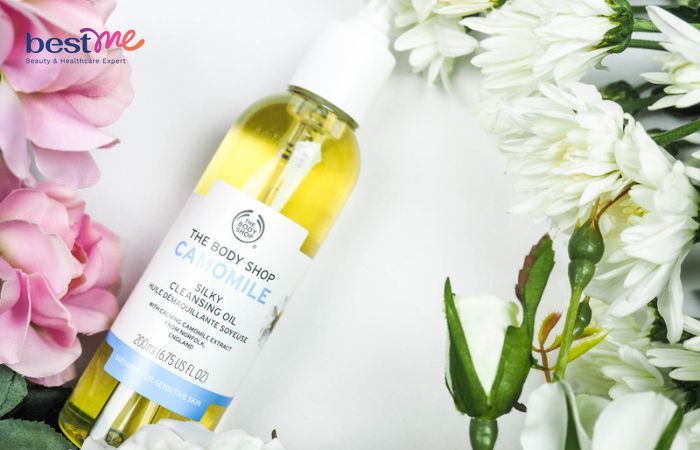 Dầu tẩy trang The Body Shop Camomile Silky Cleansing Oil