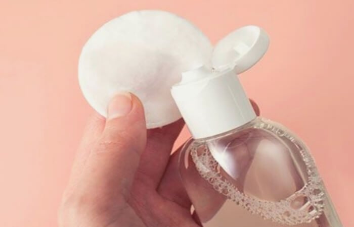 Tẩy trang dạng nước có tên gọi là micellar water