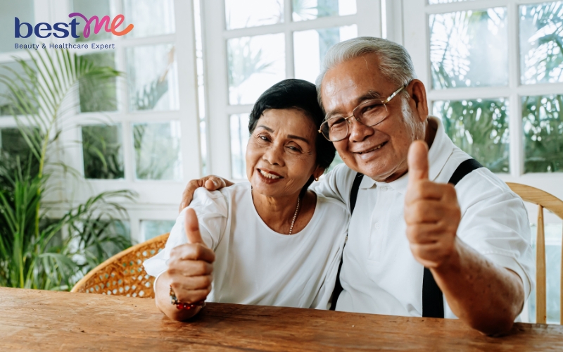 Thực phẩm chức năng xương khớp được khuyên dùng cho người cao tuổi để hỗ trợ phòng và điều trị hiệu quả các bệnh lý về xương khớp