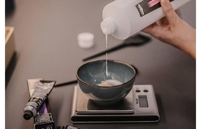 Nhớ pha màu đúng tỷ lệ nhé!