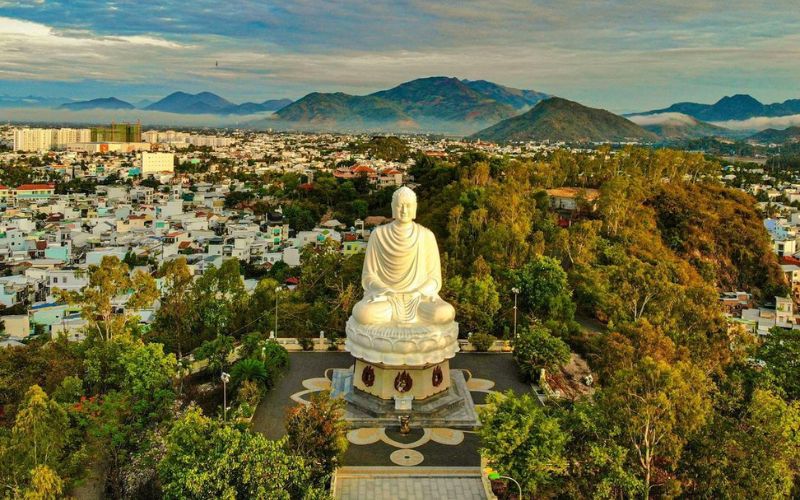 tim-hieu-17-chua-nha-trang-noi-tieng-dep-linh-thieng-nhat-1 Tìm hiểu 17 chùa Nha Trang nổi tiếng đẹp linh thiêng nhất - 1