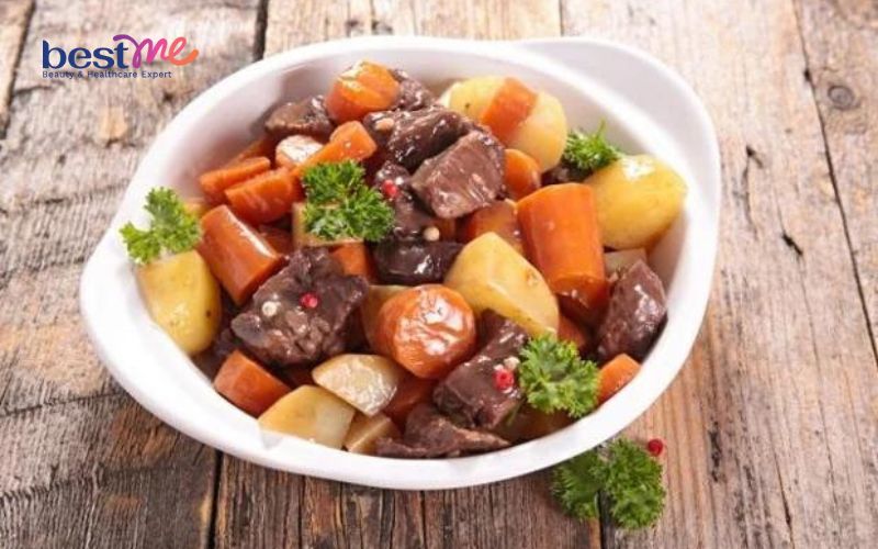 tong-hop-cac-mon-bo-ham-ngon-bo-duong-ca-nha-deu-thich-me-9 Tổng hợp các món bò hầm ngon, bổ dưỡng cả nhà đều thích mê - 9