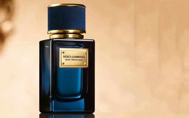 top-10-nuoc-hoa-dolce-amp-gabbana-mui-huong-cao-cap-sang-trong-12 Top 10 nước hoa Dolce & Gabbana mùi hương cao cấp, sang trọng - 12