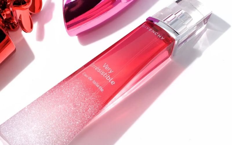 top-10-nuoc-hoa-givenchy-thom-nhat-danh-cho-nam-va-nu-10 Top 10 nước hoa Givenchy thơm nhất dành cho nam và nữ - 10