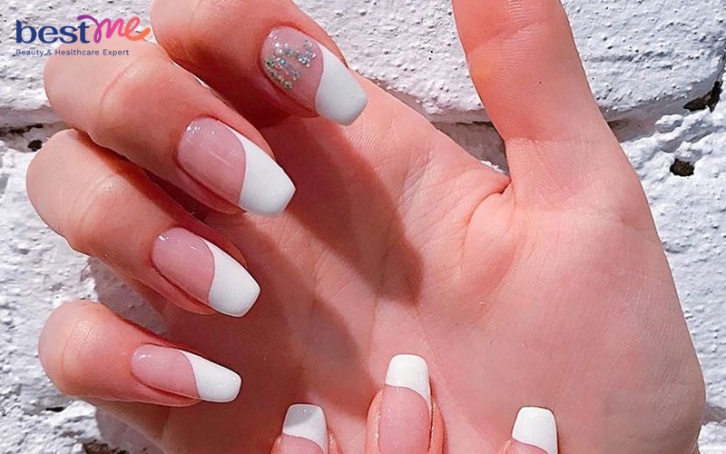 Top 20+ khuôn nail đầu móng white đẹp nhất lịch sự cho tới nường - 20