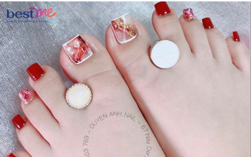 top-30-mau-mong-chan-an-xa-cu-dep-2023-don-gian-nhung-van-an-tuong-15 Top 30+ mẫu móng chân ẩn xà cừ đẹp 2023 đơn giản nhưng vẫn ấn tượng - 15