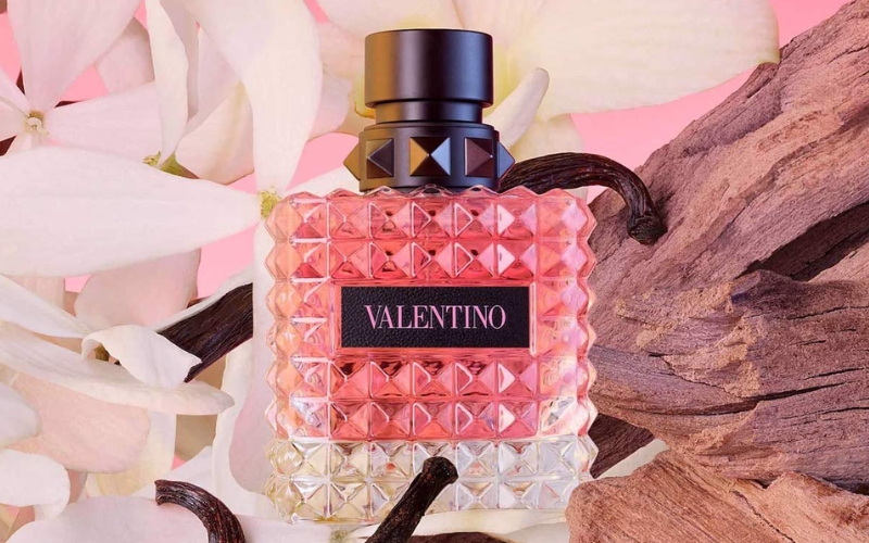 top-9-nuoc-hoa-valentino-mui-thom-nhat-cho-nam-va-nu-3 Top 9 nước hoa Valentino mùi thơm nhất cho nam và nữ - 3