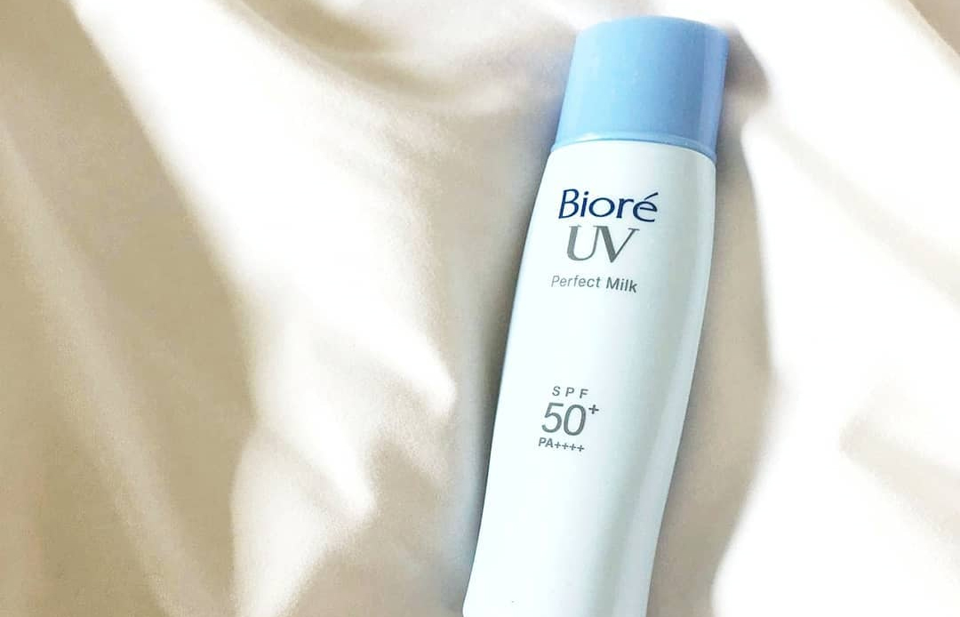 Kem chống nắng vật lý Nhật Biore UV Perfect Milk