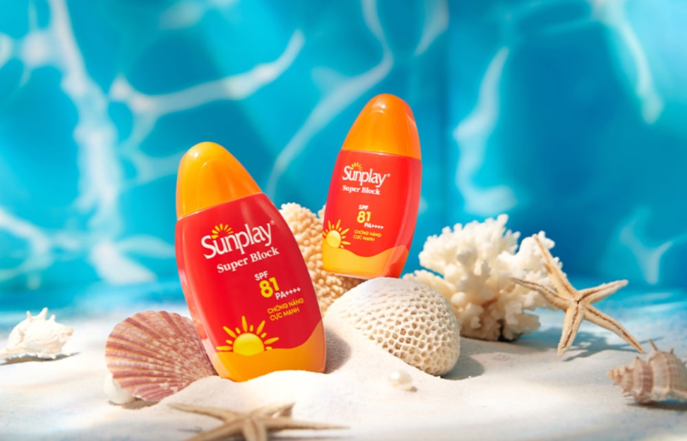 Kem chống nắng Sunplay Super Block Spray