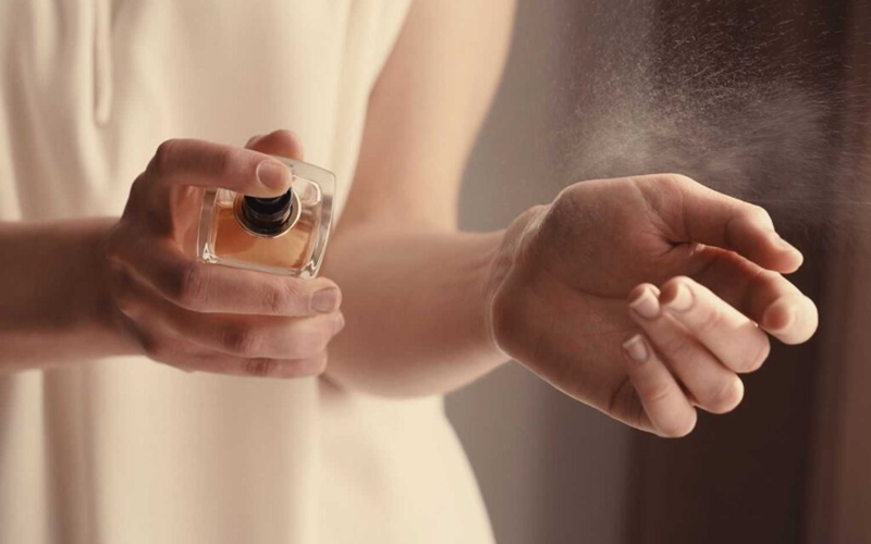 [Toplist] 11+ nước hoa unisex mùi hương ấn tượng cho cả nam và nữ - 15