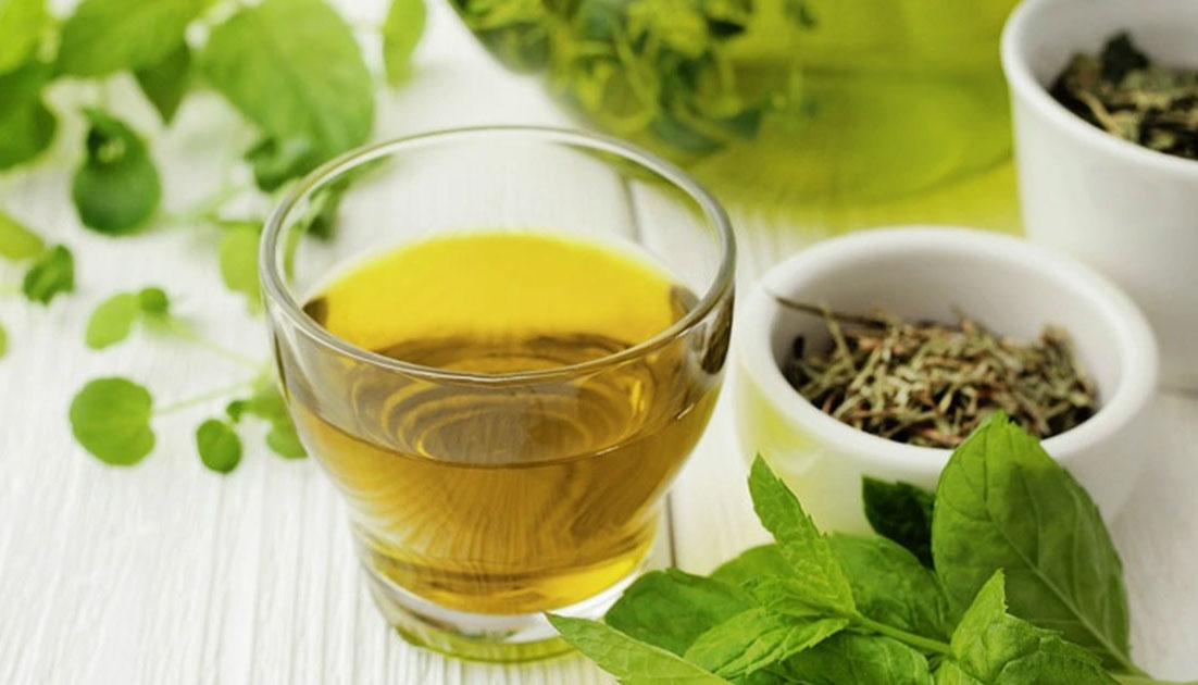 Nước trà xanh hỗ trợ giảm cân