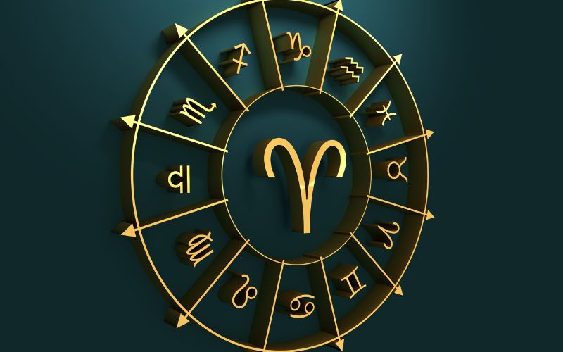 Tử vi 12 cung hoàng đạo năm 2024: Ai nên kết hôn? Ai có nhiều tiền tiêu? - 1