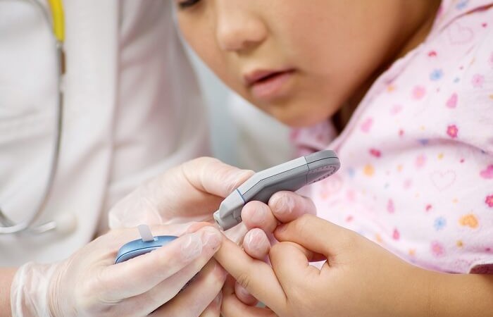 Nếu bố mẹ đều có tiền sử bệnh tiểu đường tuýp 1 thì khả năng di truyền cho con cái là khoảng 10-25%